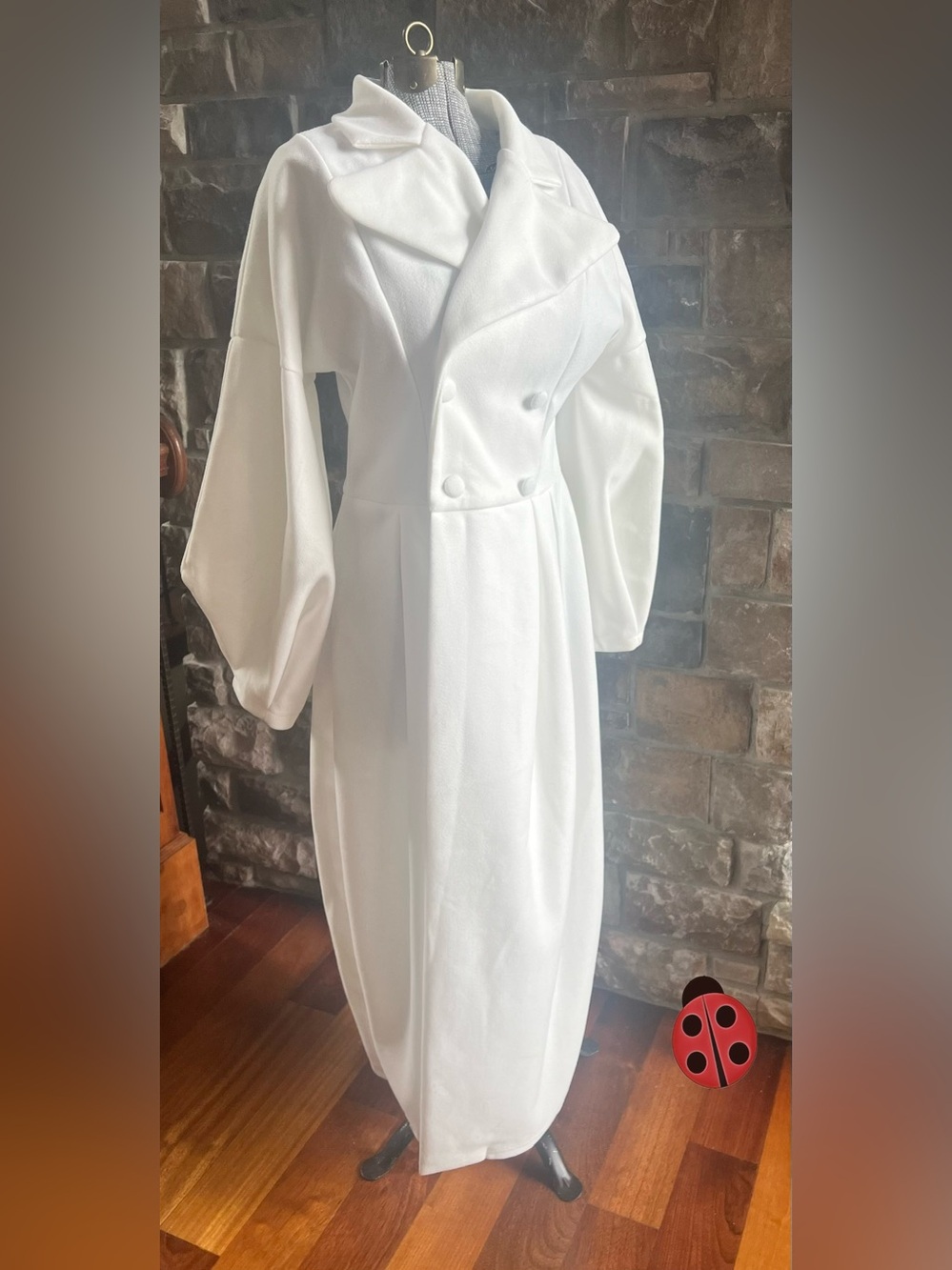 Elegant Cream Long Fleece Coat with Statement Sleeves size 8/10